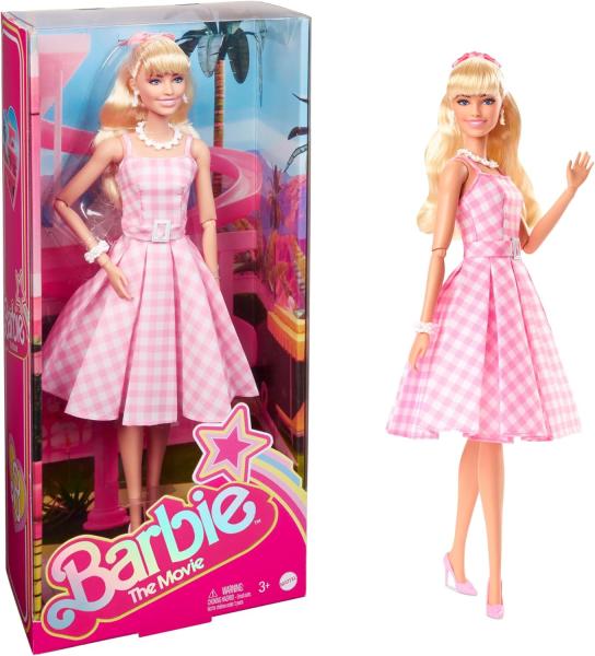 Image Pack Poupée Barbie HPJ96 Le Film Look Vintage Robe Vichy Rose Et Blanche, avec Collier De Marguerites