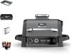 Image Barbecue électrique Ninja OG701EU Woodfire - 7 en 1, grill, air fryer, fumer, rôtir, four, résistant aux intempéries