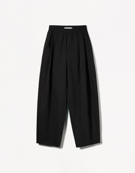 Image Bershka Pantalon jogging barrel - XS à XL - Noir ou Taupe à 17,99 €