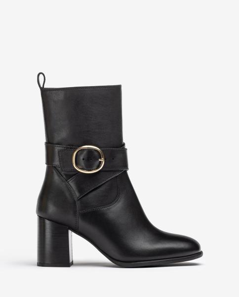 Image Bottines Femme Unisa avec brides croisées et fermeture à boucle - Noir ou Marron à 105€