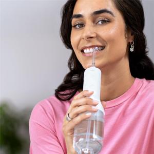 Image Jet dentaire et brosse à dents électrique Philips Sonicare HX3886/41 - Blanc à 159,99€