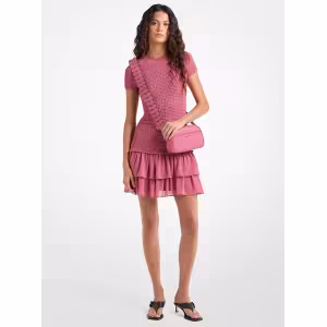 Image Mini-robe Michael Kors smockée en georgette à volants - Bois de Rose à 100€