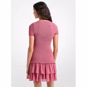 Image Mini-robe Michael Kors smockée en georgette à volants - Bois de Rose à 100€