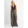 Image Pantalon de ville Femme Stradivarius maxi pinces ceinture - Marron à 21,59 €