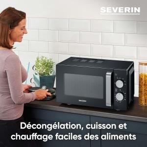 Image Four micro-ondes SEVERIN MW7761 - Noir à 59,79€
