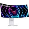 Image Écran PC gaming Incurvé 39" 4K LG UltraGear 39GS95QE-W - 0.03ms, 240Hz - Blanc à 699,99€