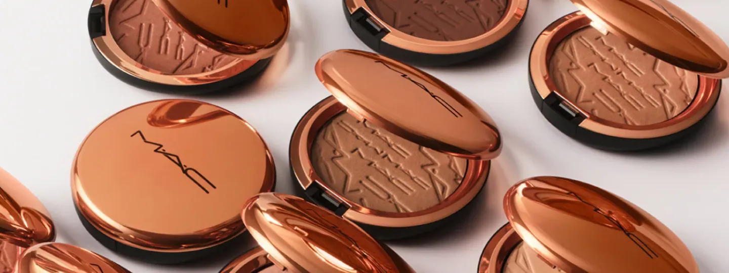 Image Un univers de maquillage professionnel